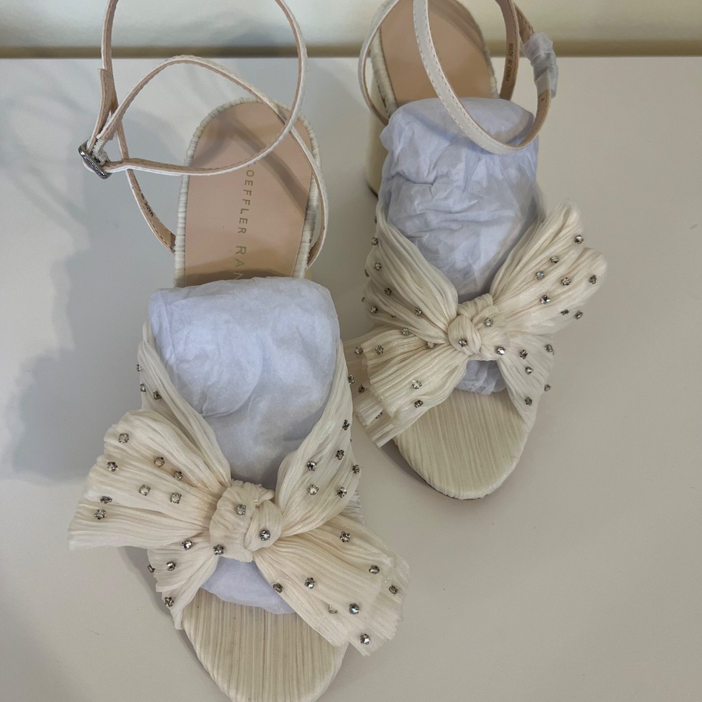 New in Box Loeffler Randall Camellia Pleated Bow Heel in Cream Rhinestones (6) - Picture 4 of 9